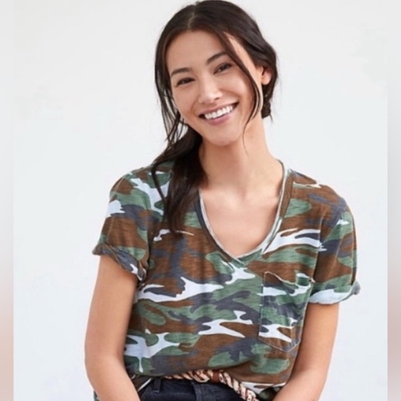 Anthropologie t.la Camo Short Sleeve Tee - Picture 1 of 3
